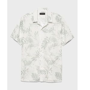 Tropical Casual Short Sleeve Button Down